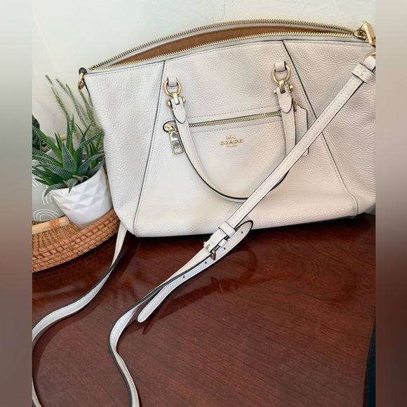 Coach Leather Crossbody Satchel, Near-Perfect Condition w/ FREE WRISTLET🩷 - Picture 8 of 12